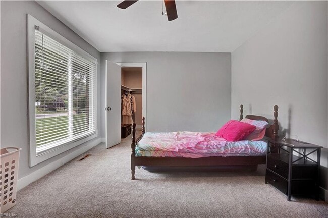 Building Photo - 1780 Valhalla Arch