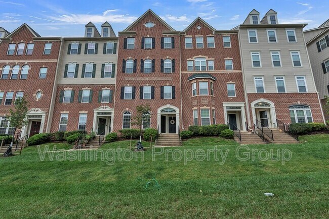 Building Photo - 7114 Daniel John Dr