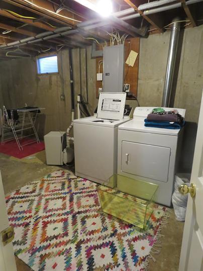 Building Photo - 1416 13th St S