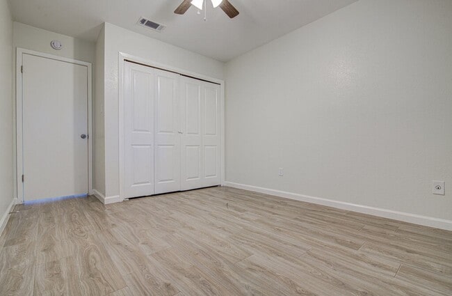 Building Photo - 5301 Indio Cir