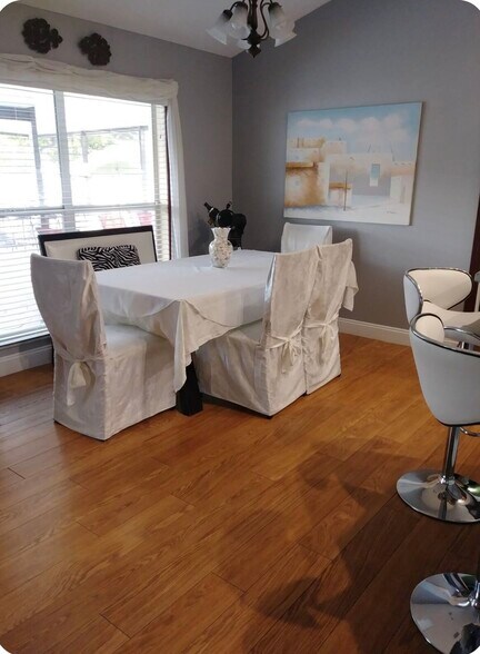 Building Photo - 2827 Bolton Bnd