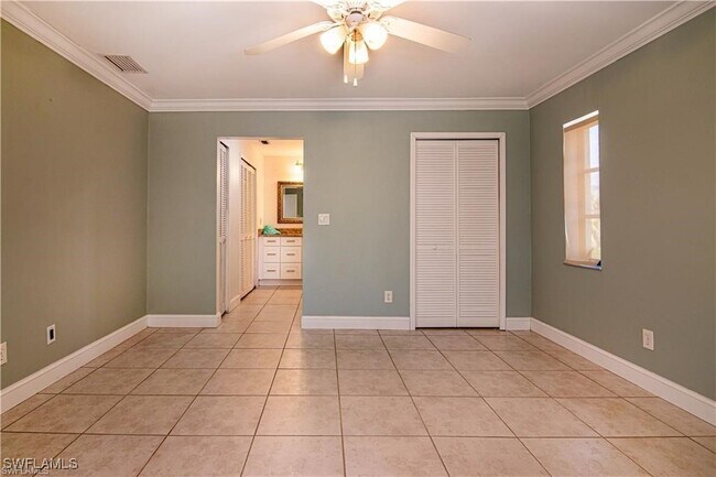 Building Photo - 6113 Deer Run