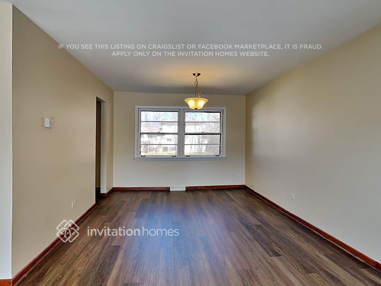 Building Photo - 1035 Iowa St