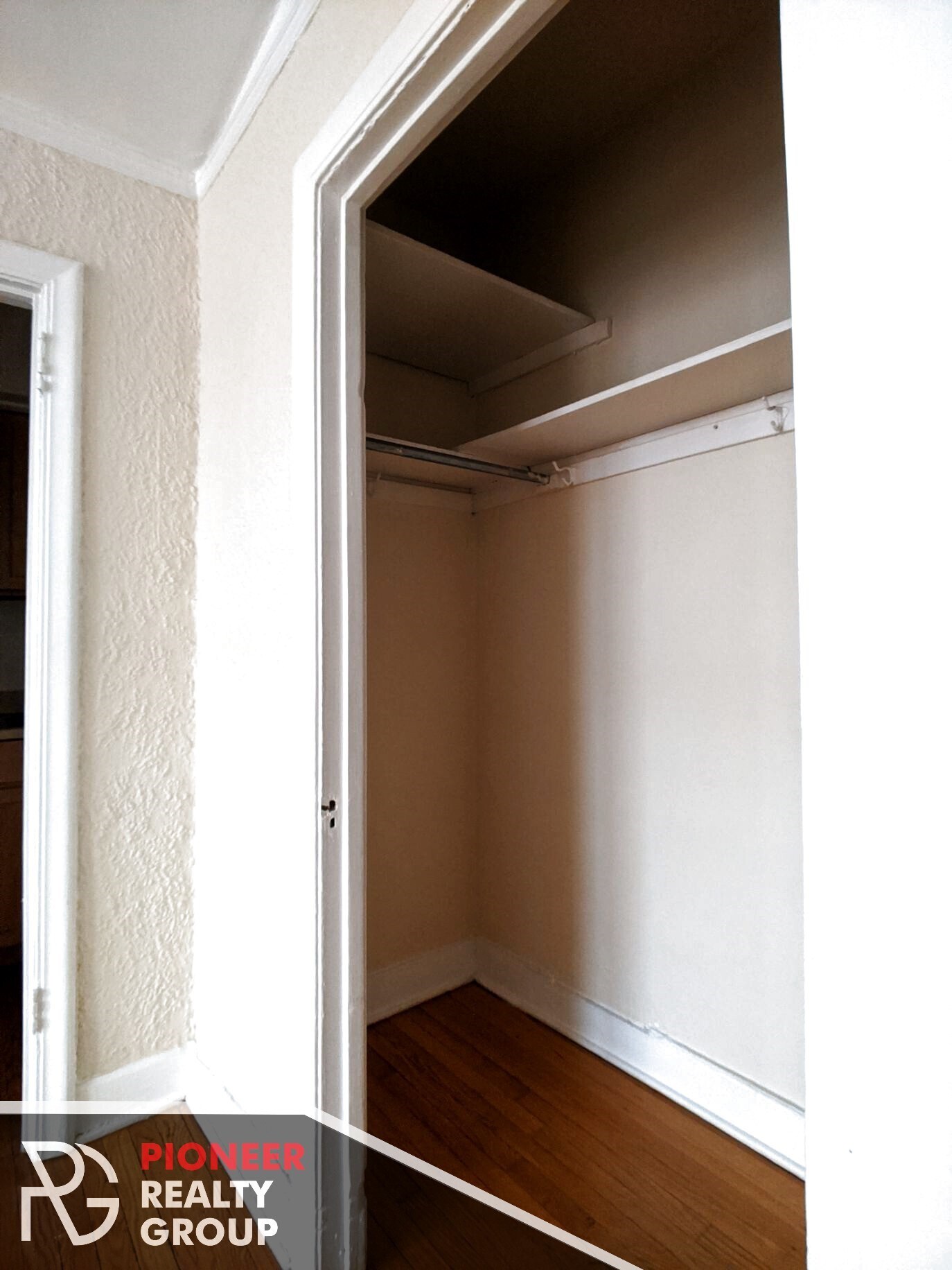 Building Photo - 535 W Arlington Pl