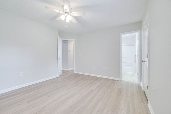 Building Photo - Spacious 3 Bedroom Home with Garage & Large Fenced Yard in Rincon