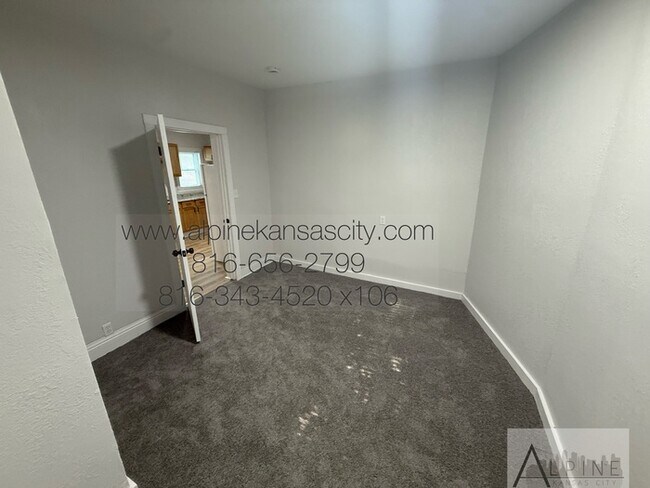 Building Photo - Northland Bungalow in Staley SD Available Now