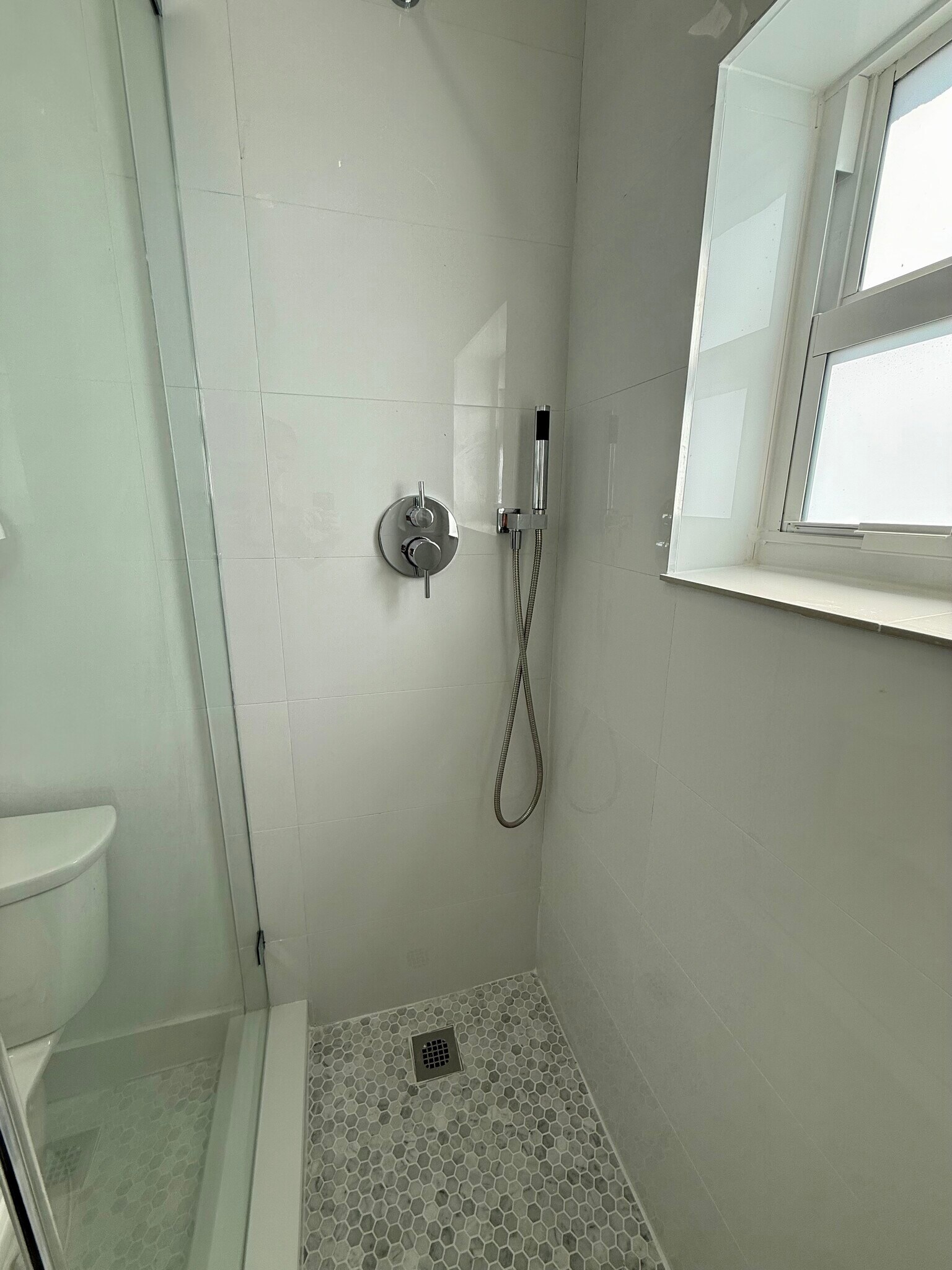 Shower - 340 NE 125th St