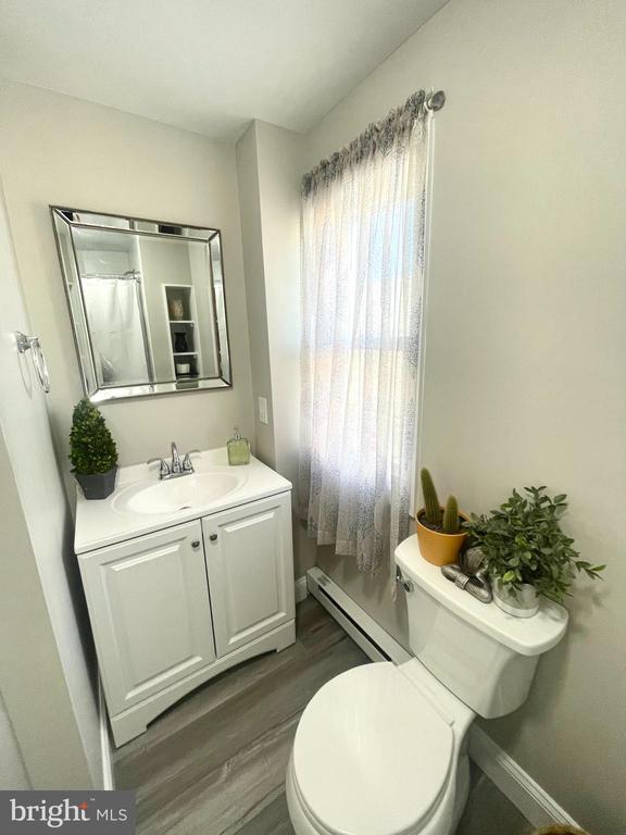 Building Photo - 203 Moreau St