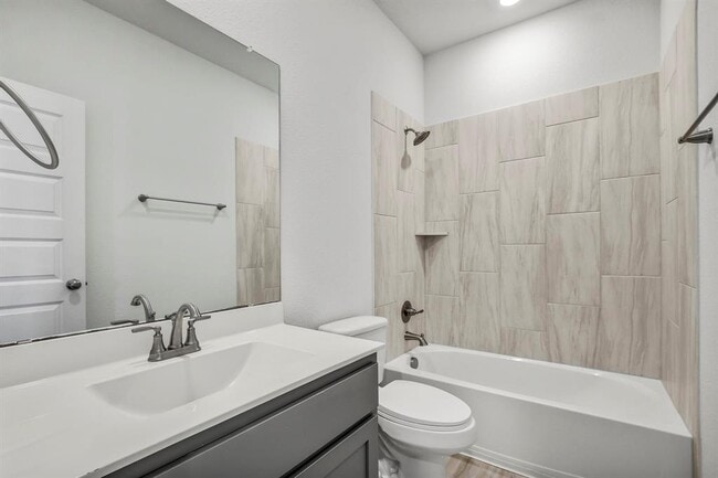 Building Photo - 223 Garner Dr