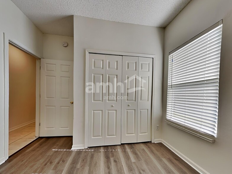 Building Photo - 2613 Fox Creek Dr