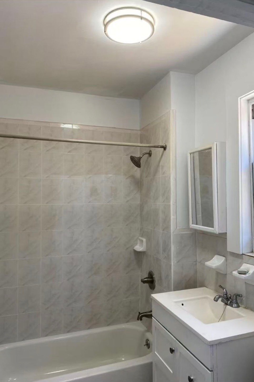 Building Photo - 22-18 124th St