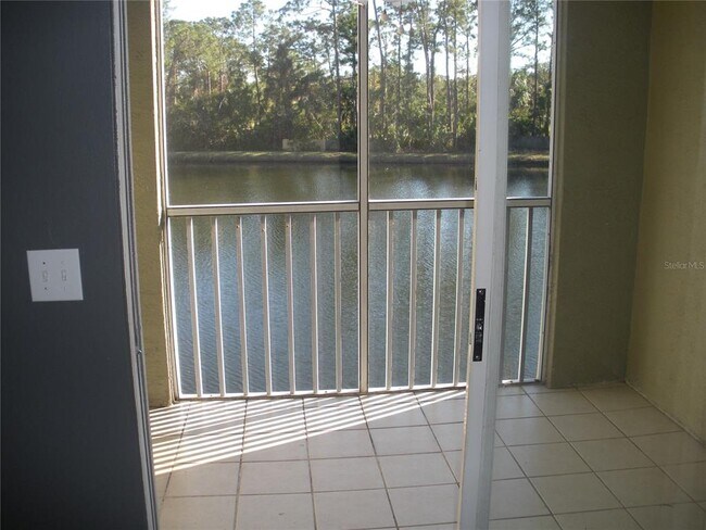 Building Photo - 5552 Bentgrass Dr