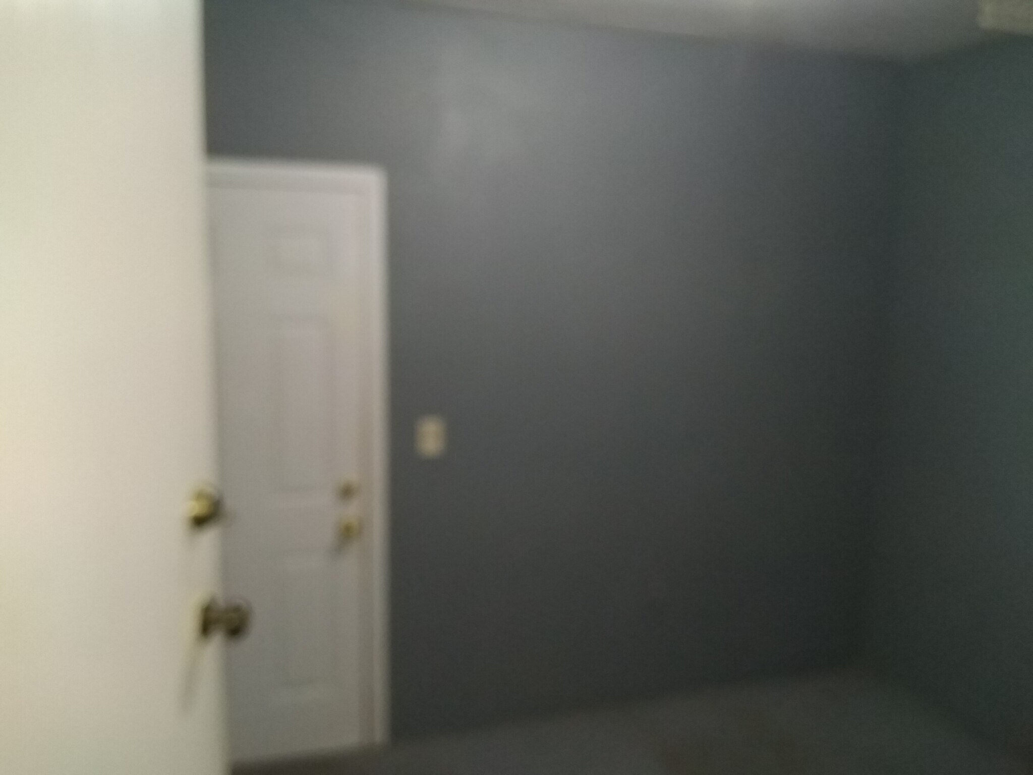 Building Photo - 5336 Pine St