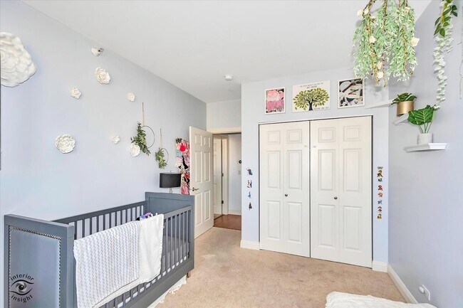 Building Photo - 4330 N Neva Ave