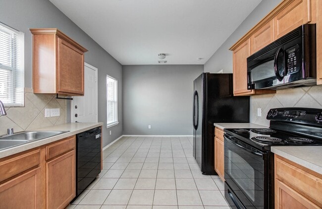 Building Photo - 14034 Chelseahurst Ln