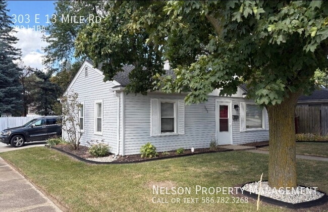 Primary Photo - 303 E Thirteen Mile Rd