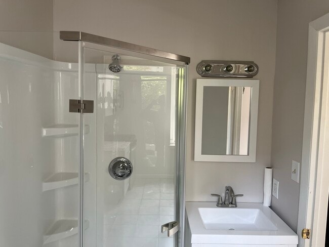 Building Photo - 784 S 3rd St