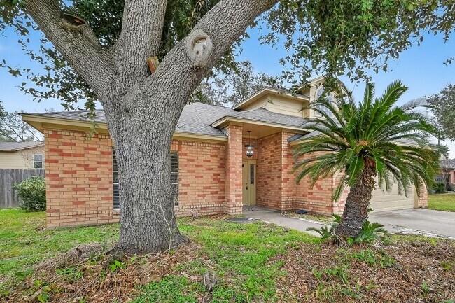 Building Photo - Bear Creek South