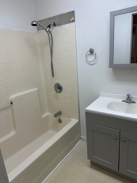 Building Photo - 358 GA-254