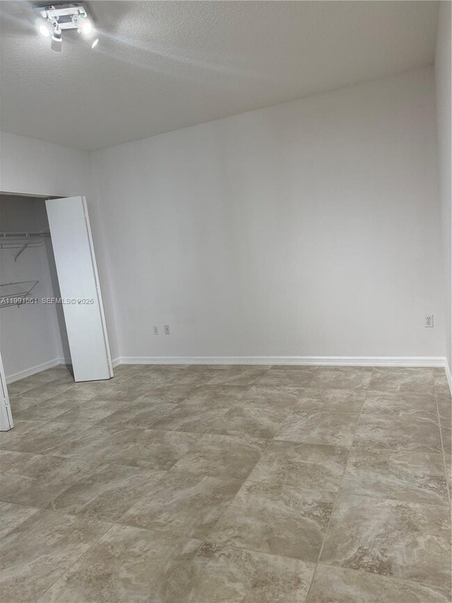 Building Photo - 18800 NE 29th Ave