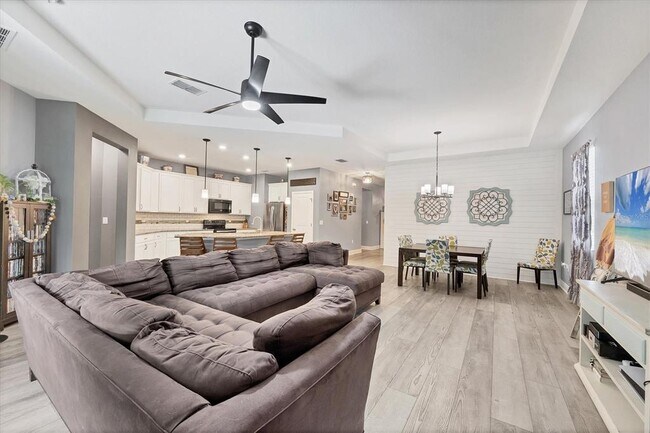 Building Photo - 2034 Mesic Hammock Way