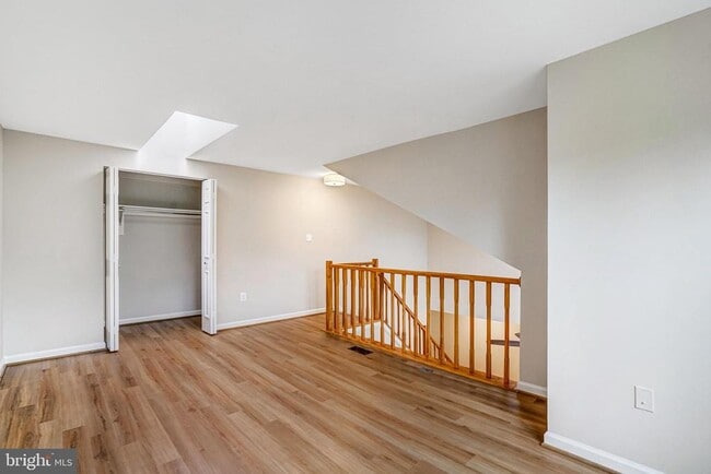Building Photo - 7729 Inversham Dr