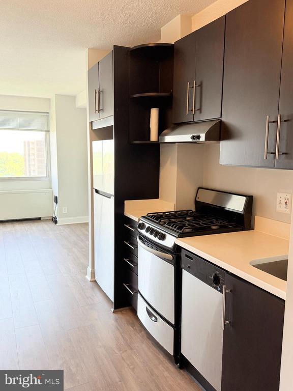 Building Photo - 5500 Friendship Blvd