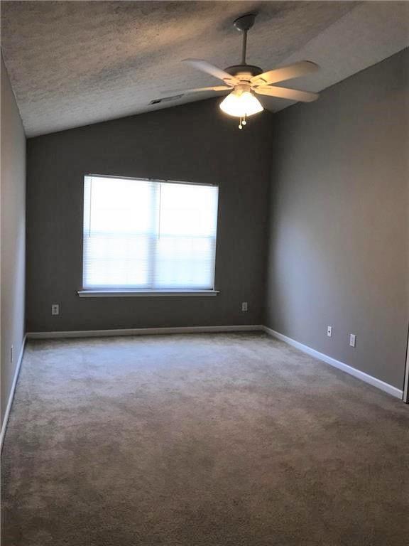 Building Photo - 225 Silver Ridge Dr