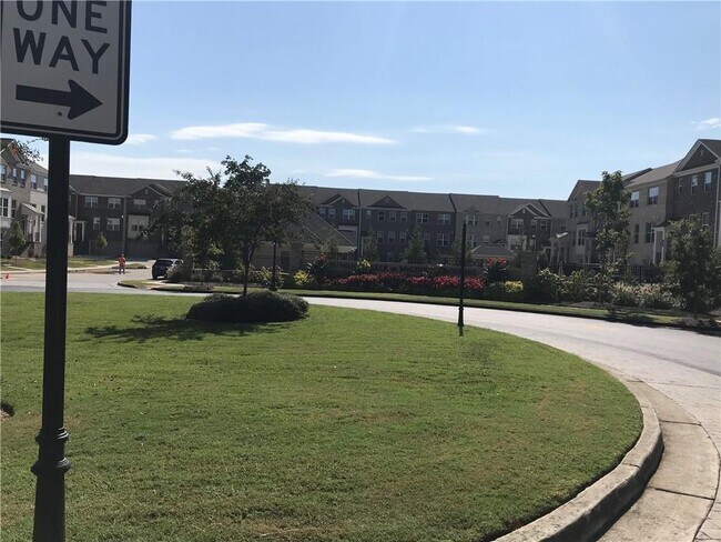 Building Photo - 871 Sunset Park Dr