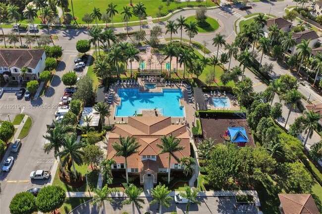 Building Photo - 25342 SW 115th Ave