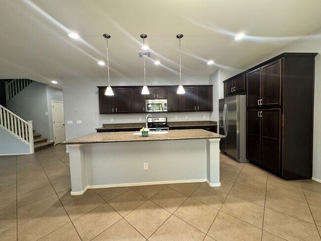 Building Photo - 4 BEDROOM HOME IN COLDWATER RANCH
