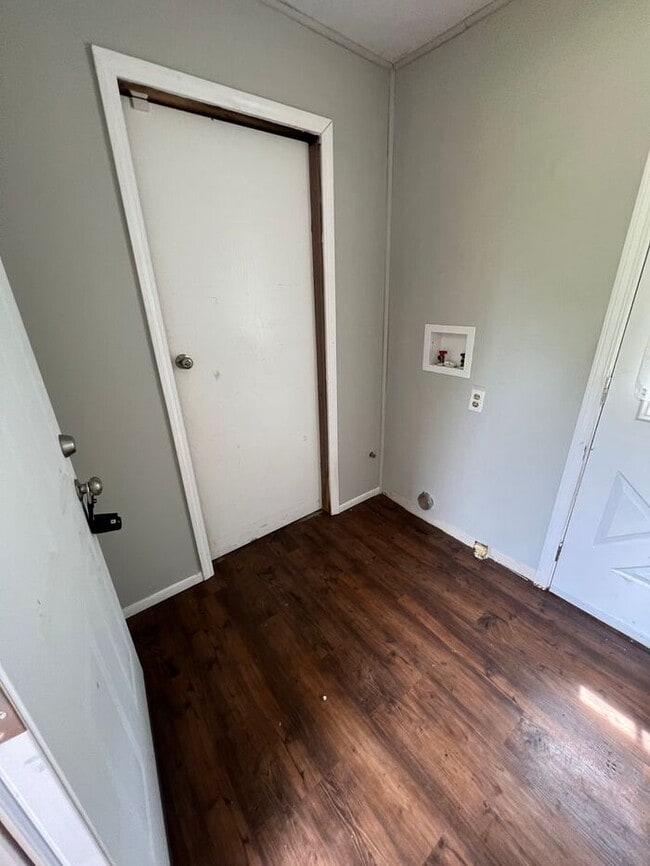 Building Photo - 2 bedroom Single Family Home Niles