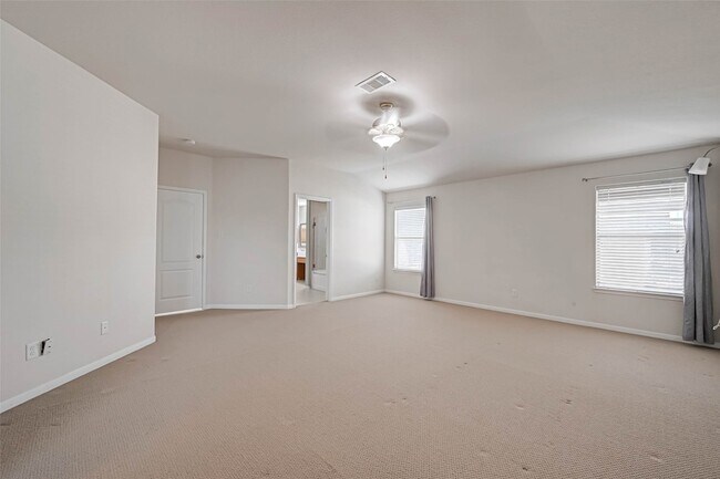 Building Photo - 502 Mornington Ln