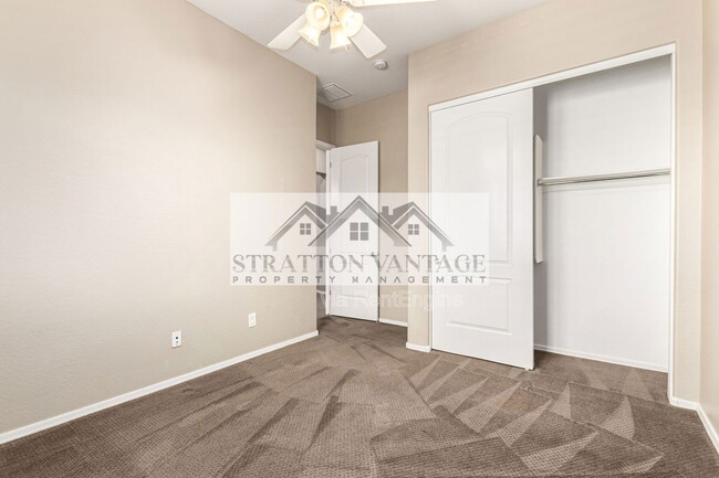 Building Photo - 21004 E Sunset Dr