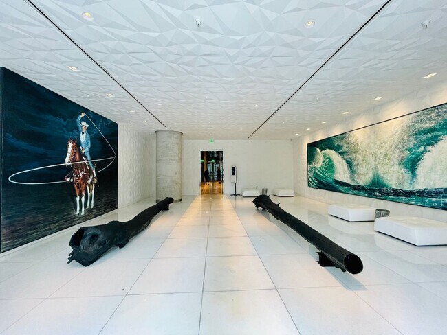 Building Photo - Luxury 1BR Condo at Dua Miami / SLS Brickell