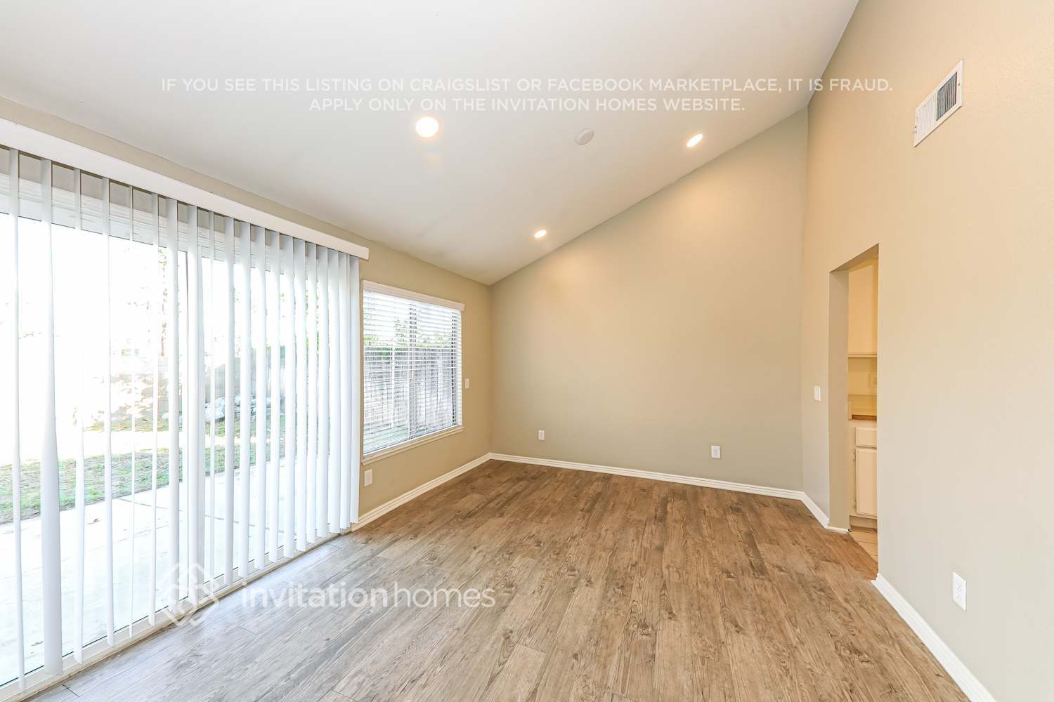 Building Photo - 5235 Sundance Dr