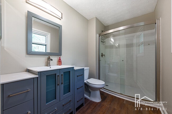 Building Photo - 6080 Stone Wood Dr NW