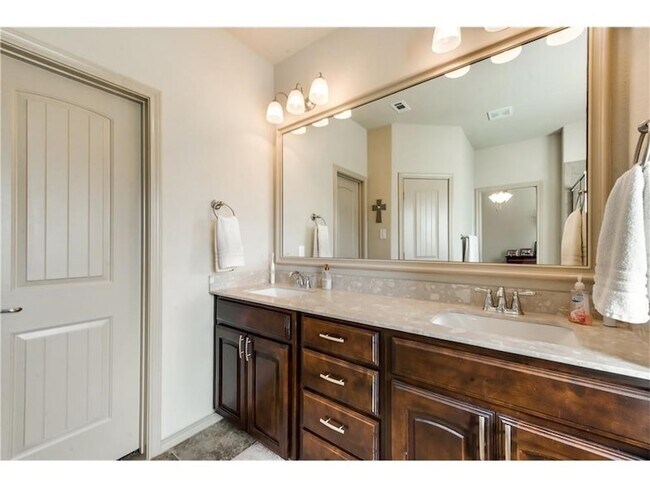 Building Photo - 313 Delgany Trail