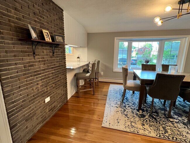 Building Photo - 49 Ramsay St