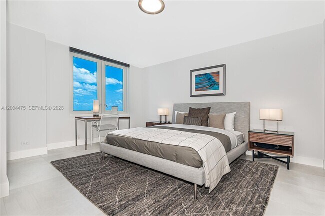 Building Photo - 2301 Collins Ave