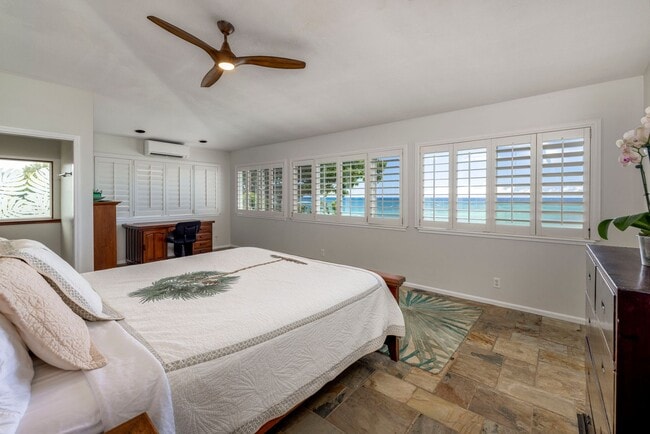 Building Photo - North Shore Oahu Oceanfront Home for Rent