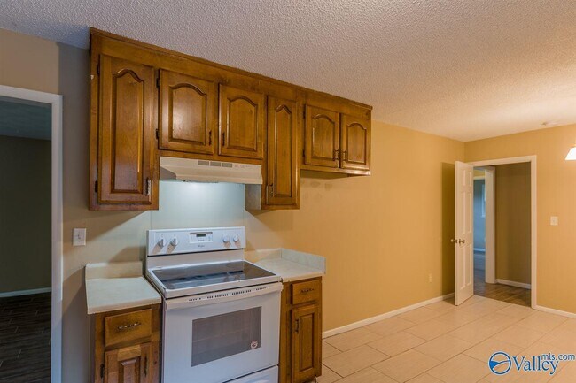 Building Photo - 4328 Barry St NW