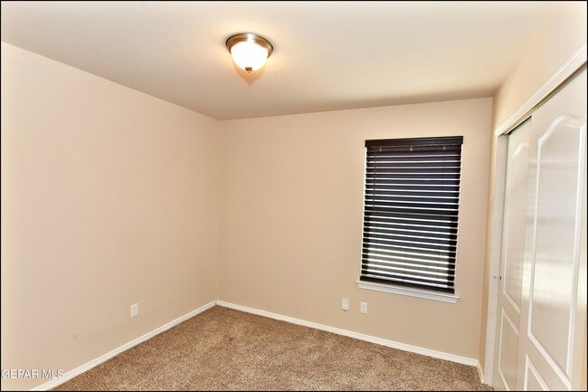 Building Photo - 916 Villa Seca Dr