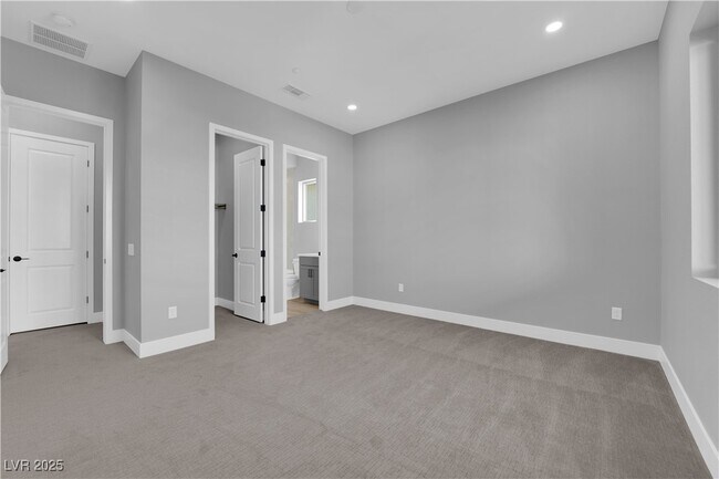 Building Photo - 10648 Stone Ledge Ave