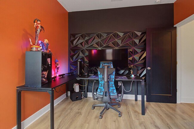 Building Photo - 197 W 1st Ave