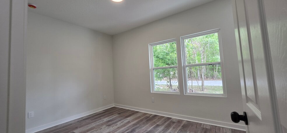 Building Photo - 63 Delmonte St