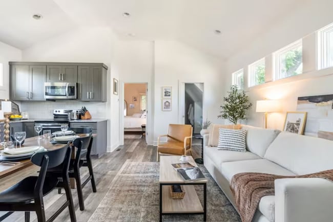 Building Photo - 2200 Grantland Ave