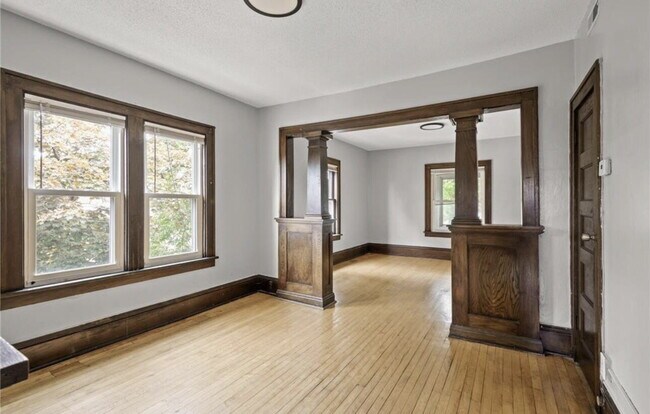 Building Photo - 3400 Elliot Ave