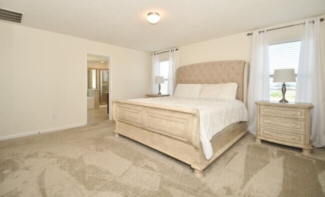 Building Photo - 25250 Laird Knoll St