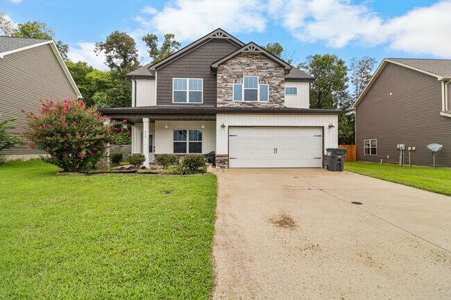 Building Photo - 515 Somerset Ln